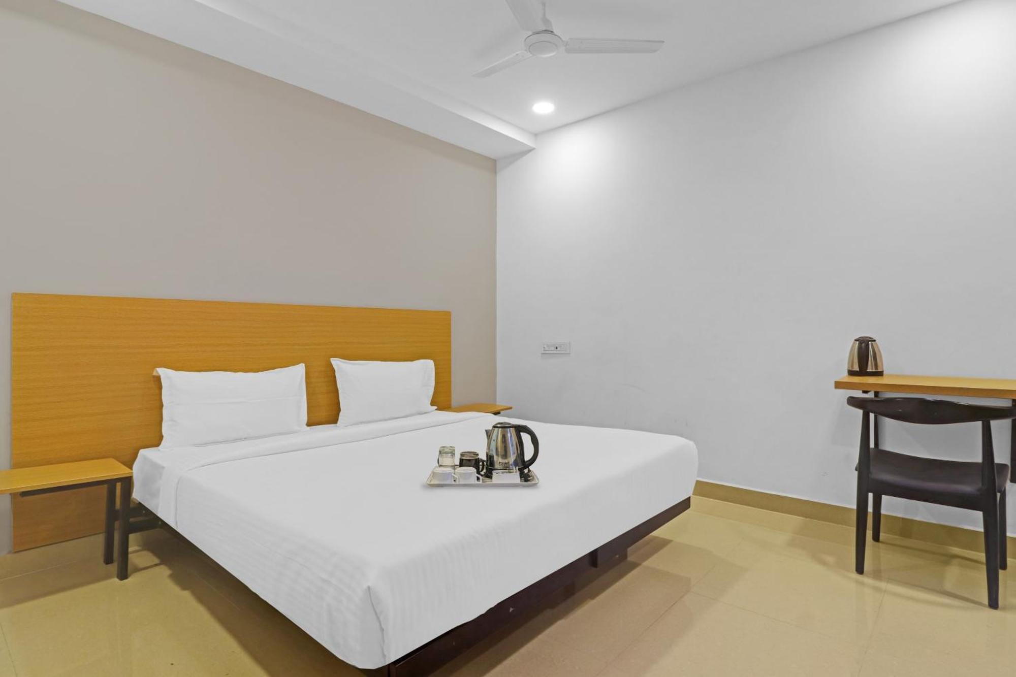 Hotel Townhouse Che Sigma Hyderabad Exterior foto