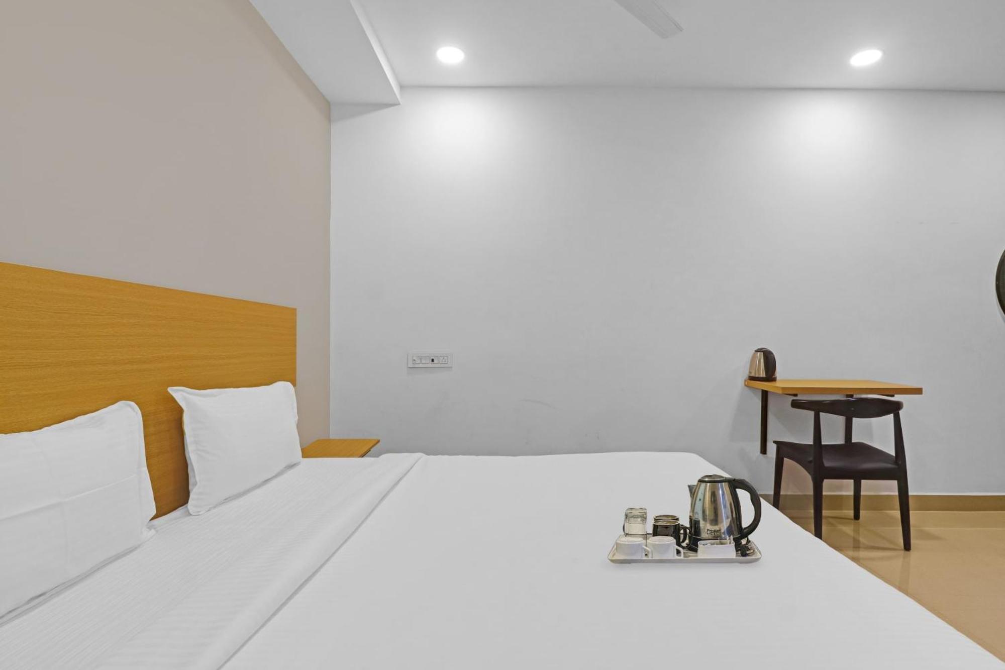 Hotel Townhouse Che Sigma Hyderabad Exterior foto