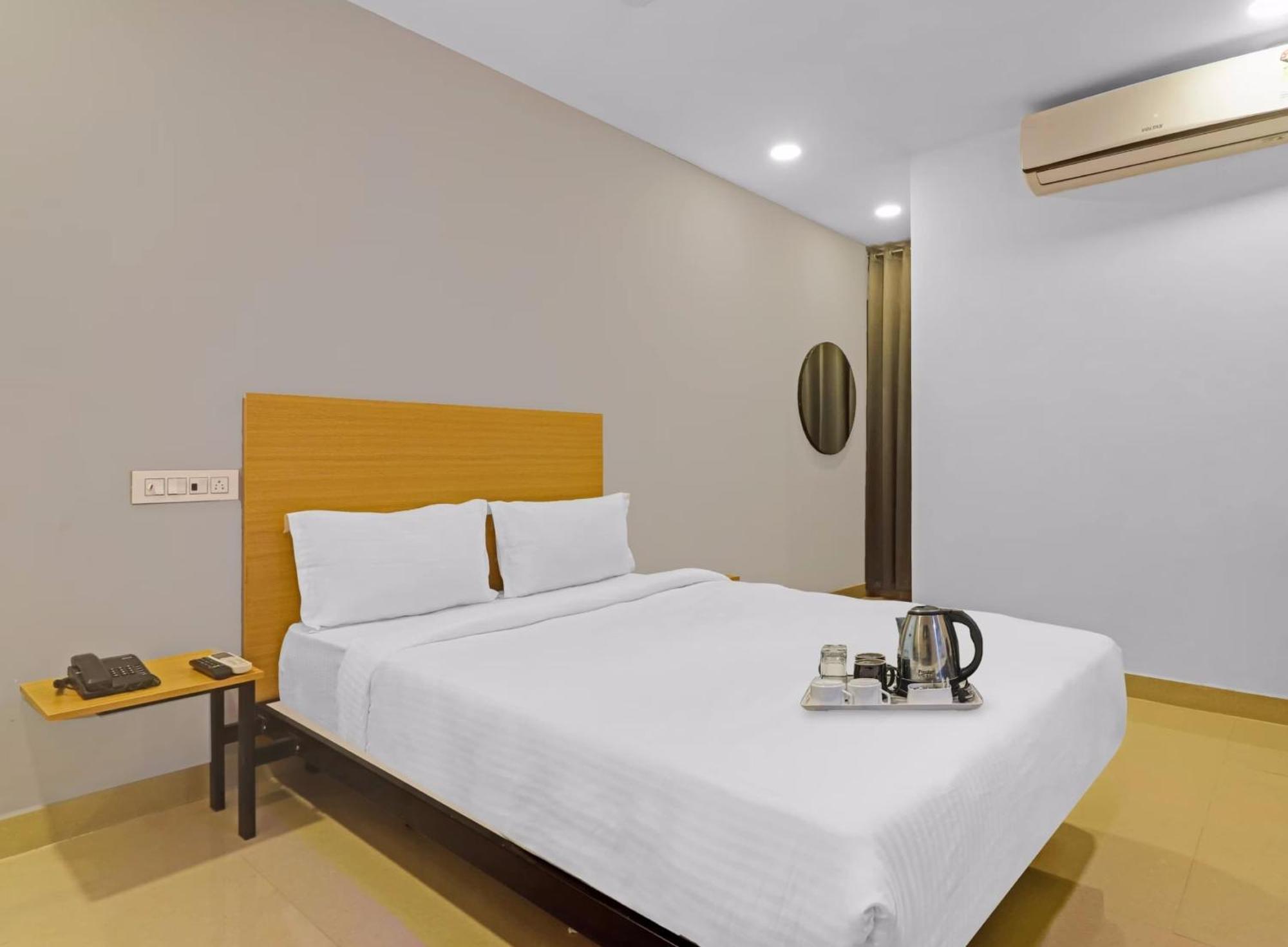 Hotel Townhouse Che Sigma Hyderabad Exterior foto